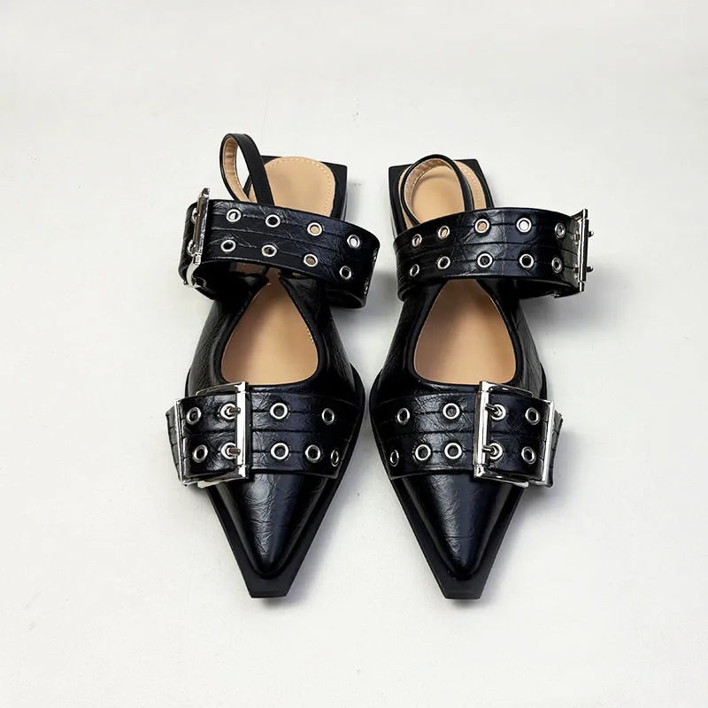 Sofia Amoretti Memphis Pointed Flats