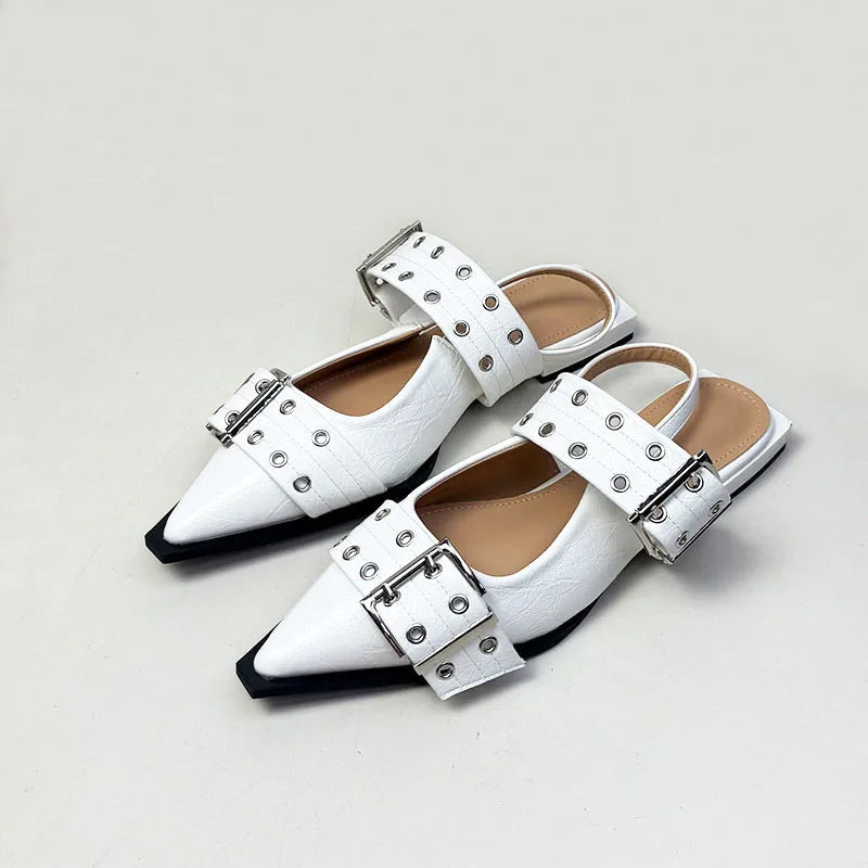 Sofia Amoretti Memphis Pointed Flats