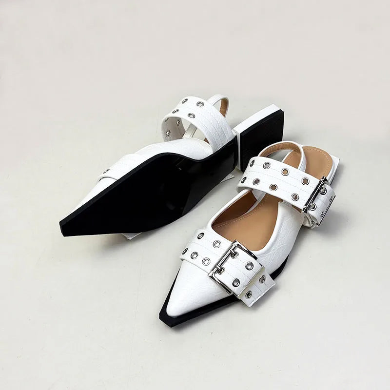 Sofia Amoretti Memphis Pointed Flats