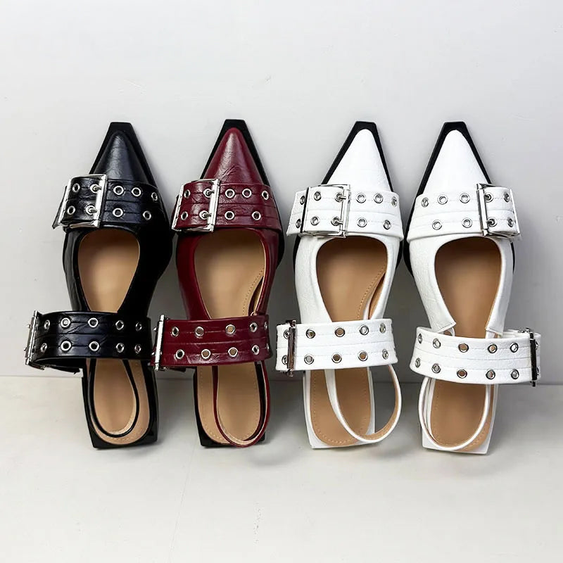 Sofia Amoretti Memphis Pointed Flats