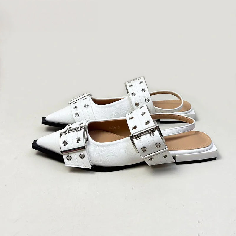 Sofia Amoretti Memphis Pointed Flats