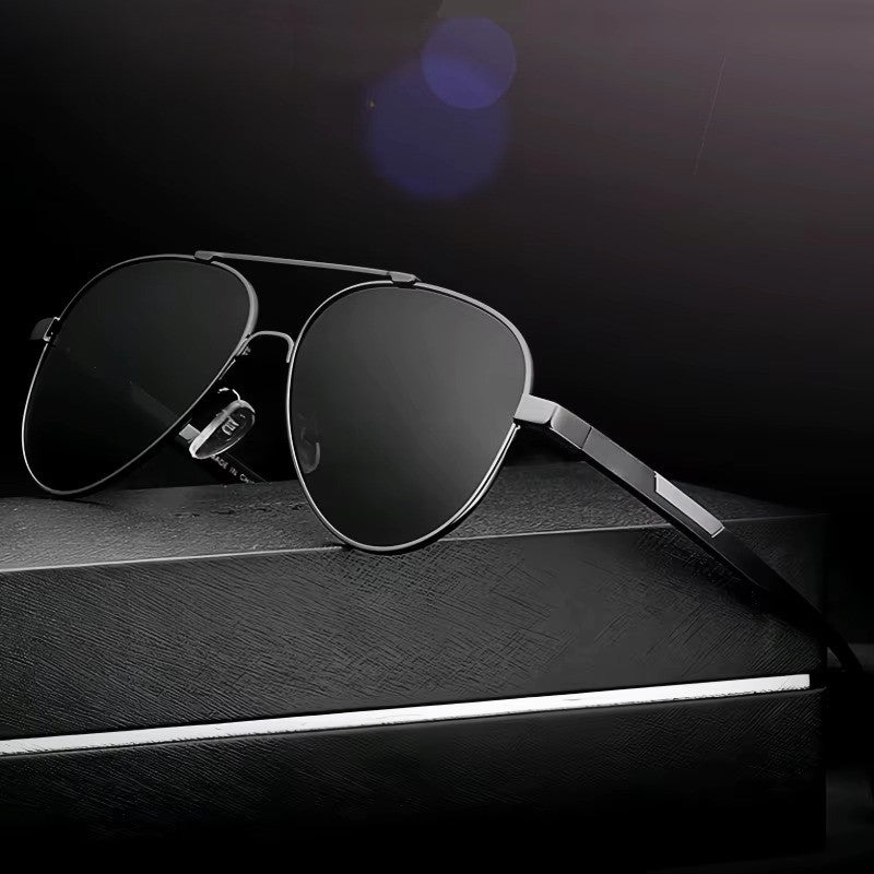 Classic Aviator Sunglasses with Metal Frame