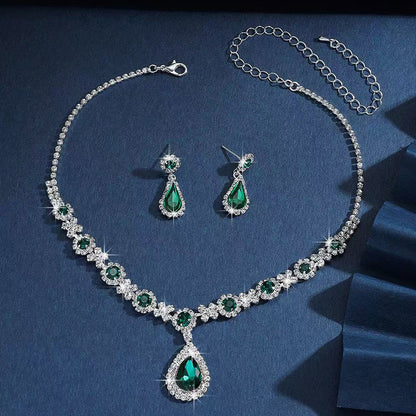 Elegant Jewelry Set with Necklace and Drop Earrings
