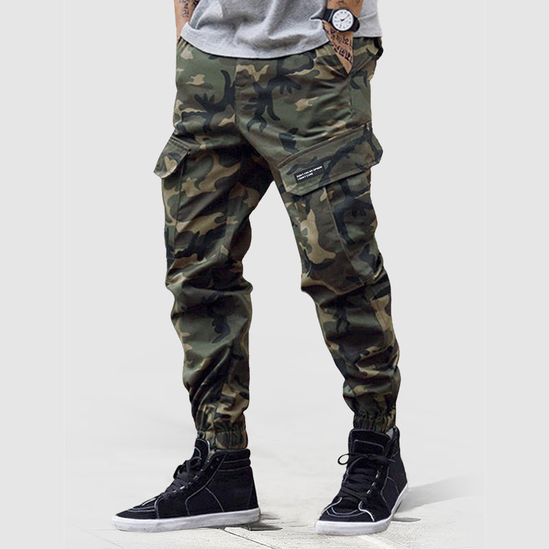 Men’s Cargo Joggers in Camouflage Print