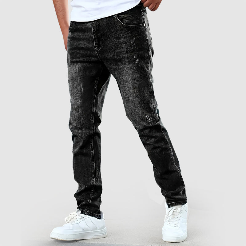 Men’s Straight-Leg Casual Jeans