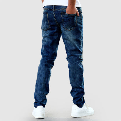 Men’s Straight-Leg Casual Jeans