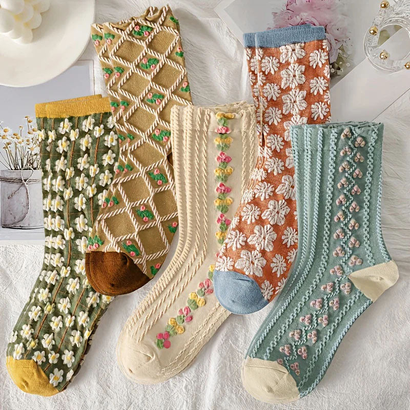 Sofia Amoretti Floral Pattern Crew Socks Set