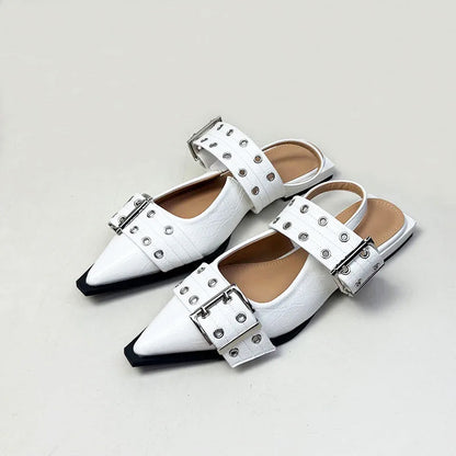 Sofia Amoretti Memphis Pointed Flats