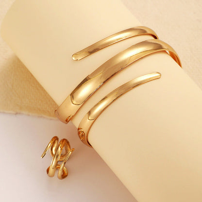 Women’s Sculpted Wrap Bracelet and Ring Set